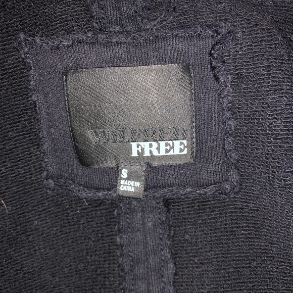 Wilfred free black zip up sweater - Picture 5 of 5